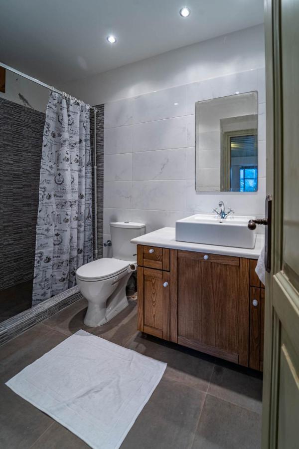 Maisonette Korfes-Κορφές-Μ Δύο Αυτόνομοι Όρoφοι Της Βίλας Κορφές Για Οικογένειες Και Μικρές Παρέες Карпенисион Экстерьер фото